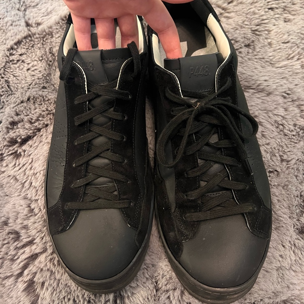 Men’s P448 Italian shoe; gently used